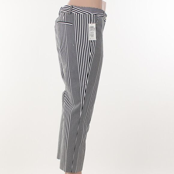 Trina Turk Dishy Stripe-Print Cropped Kick-Flare Pants - Picture 5 of 5